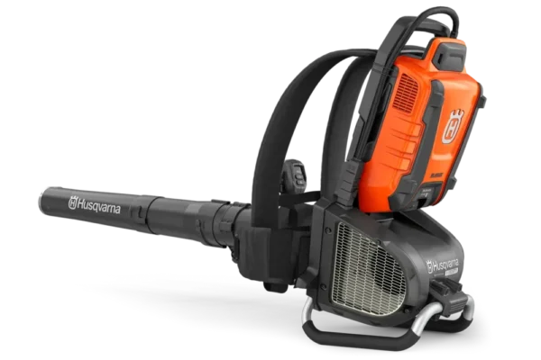 Maximize your cleaning efficiency with the Husqvarna 550 iBTX Bare Tool, a powerful backpack blower engineered for prolonged use and optimal performance.