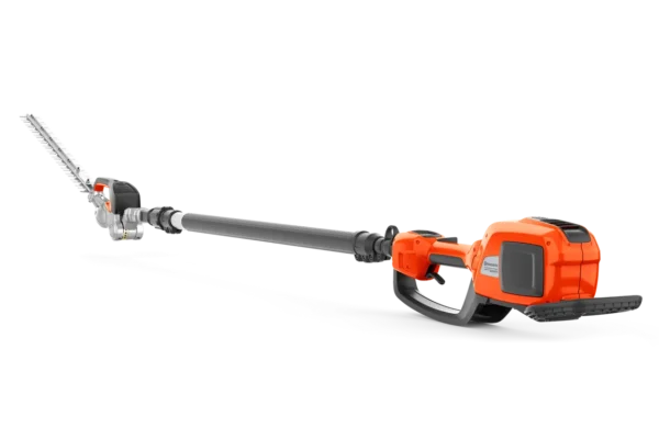 Experience the Husqvarna 520iHT4 Bare Tool: a high-performance, telescopic hedge trimmer designed for extended reach and superior control.