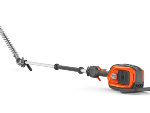 Maximize your trimming reach with the Husqvarna 525iHE4: a powerful, long-reach hedge trimmer designed for extensive and efficient cutting.