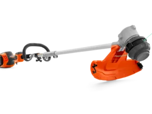 Experience the Husqvarna 220 iL: a lightweight, powerful battery trimmer perfect for precise, efficient yard maintenance.